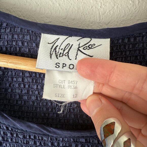 PRICE FIRM Vintage 80s Wild Rose Deep Blue Navy Silk Textured Blouse Large - Picture 5 of 10